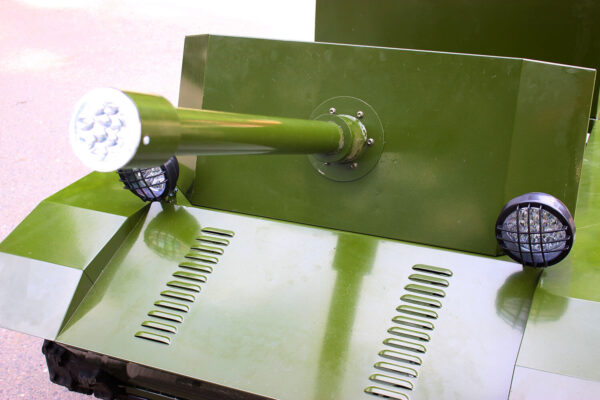 электро танк для пейнтбола и лазертега_9