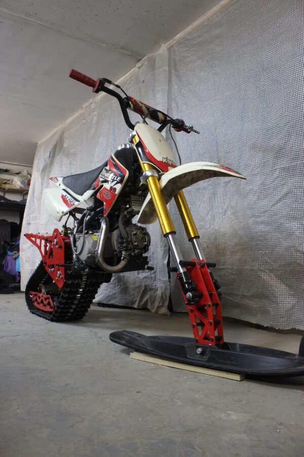 Snow pitbike_13