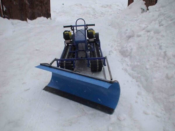 Мини трактор танкетка буксировщик_3