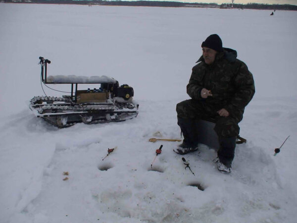 Мини трактор танкетка буксировщик_6