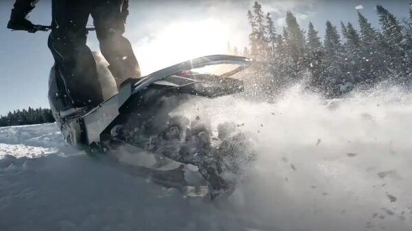 Стоячий снегоход_ Васюган мотоснегокат Русак_легкий снегоход_электро снегоход_сноубайк_гусеничный самокат_12